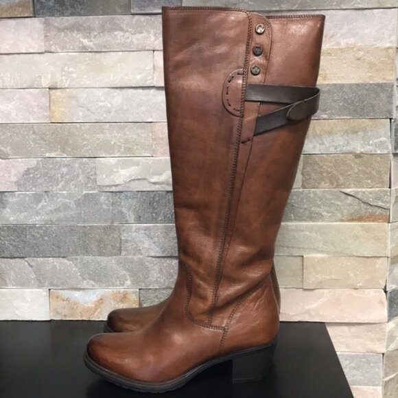 Clarks Maymie Stellar Knee High Boot (H78-J) - Picture 3 of 11